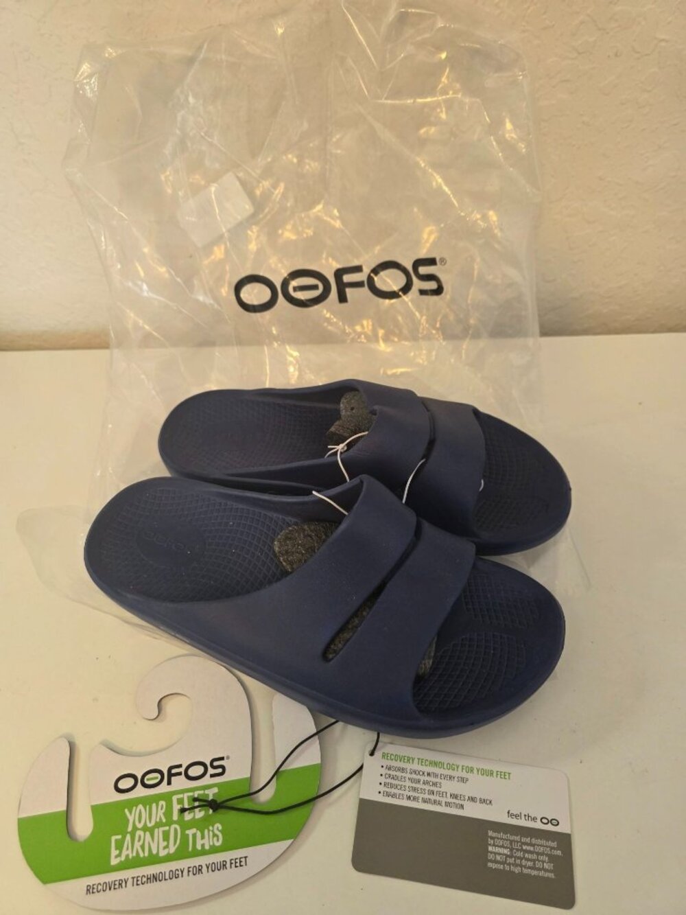 Oofos Ooahh Navy Blue Recovery Slides Sandals Ladies 8/Mens 6 - NEW